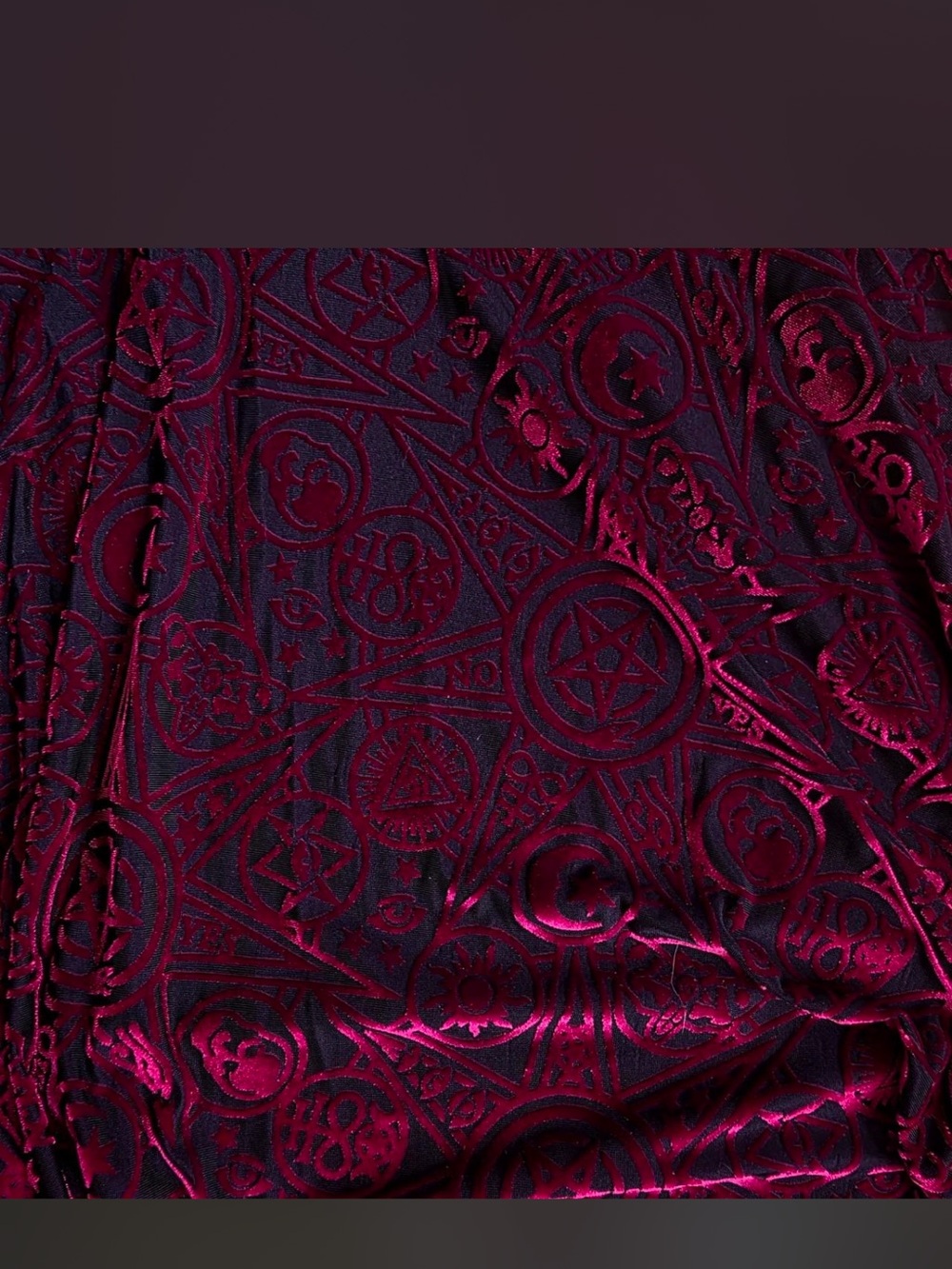 🧛🏻♀️🌹NWT HEX Blackmilk DISCONTINUED/RARE Velvet Asymmetrical Handkerchief Dress - Picture 15 of 15